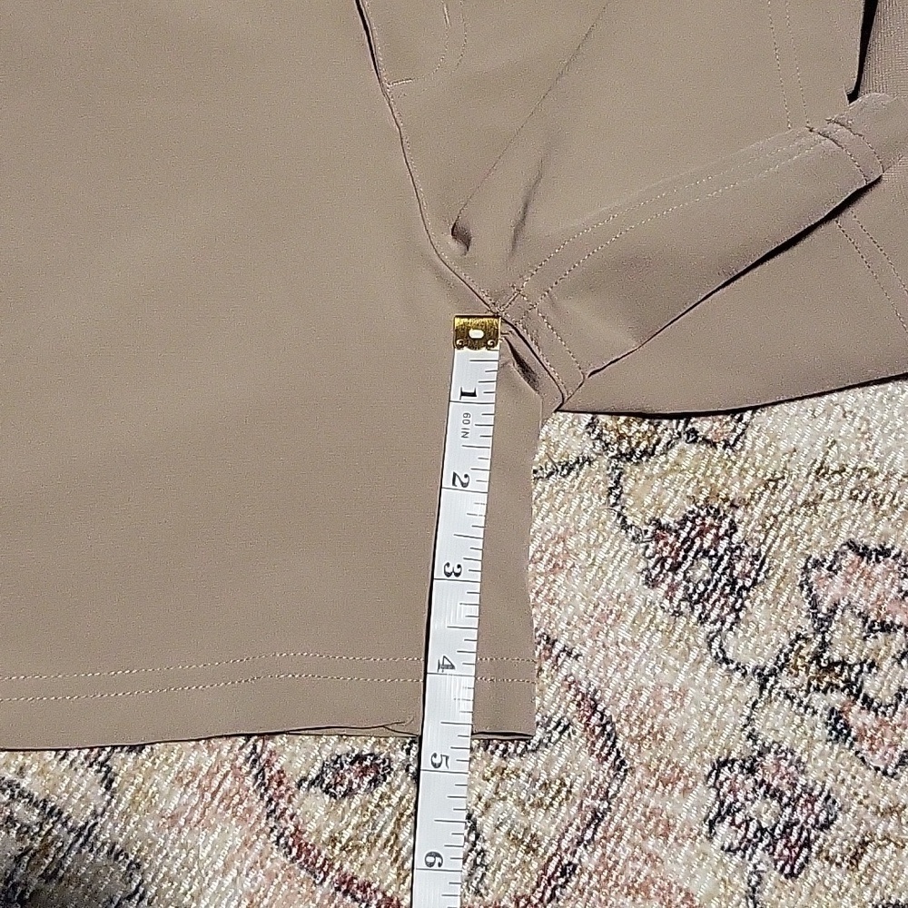 The North Face Tan Women's Polyester Elastane Zip Front 5 Pocket Shorts - Size 6 - Picture 7 of 11
